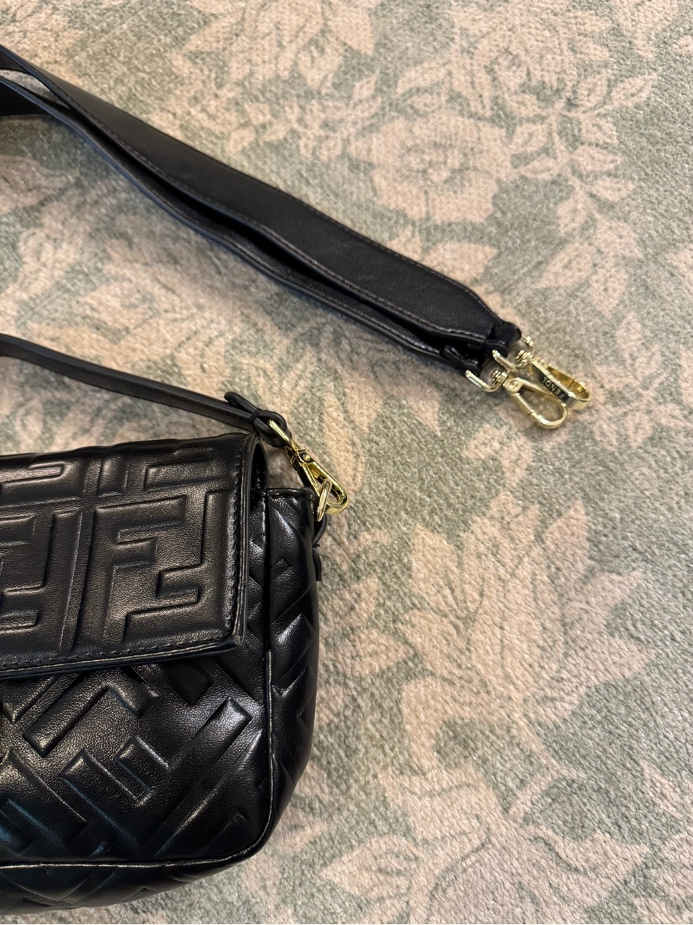 Designer Baguette Bag Purse - Picture 5 of 9